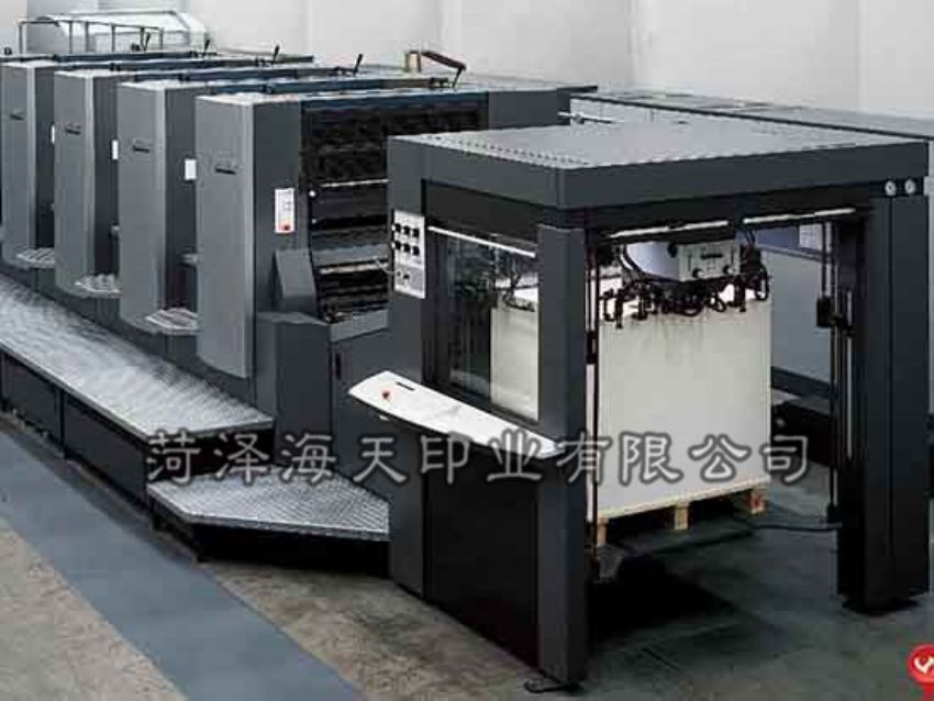 點擊查看詳細信息<br>標題：機器圖片 閱讀次數(shù)：1012